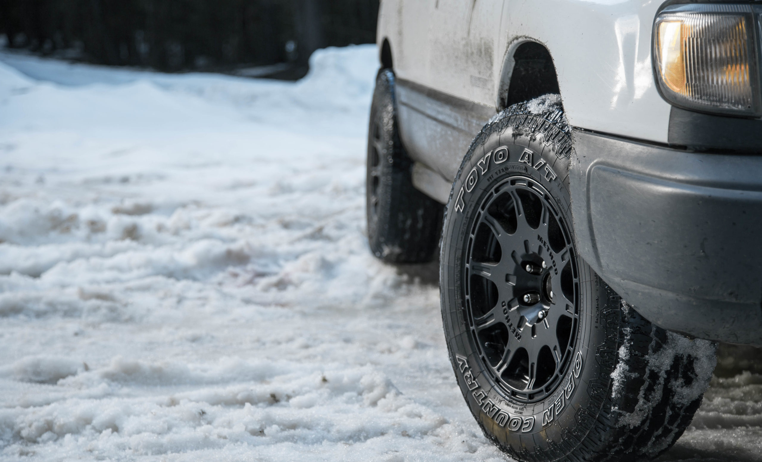 Subaru Forester with Toyo Open country tires in the snow