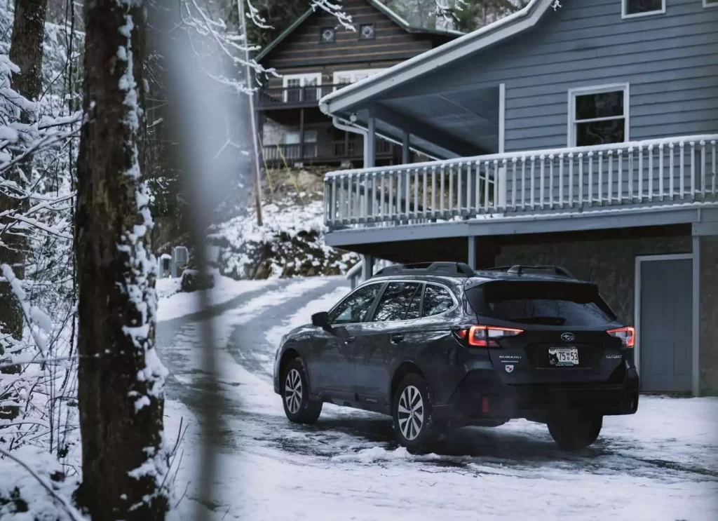 subaru outback in the snow