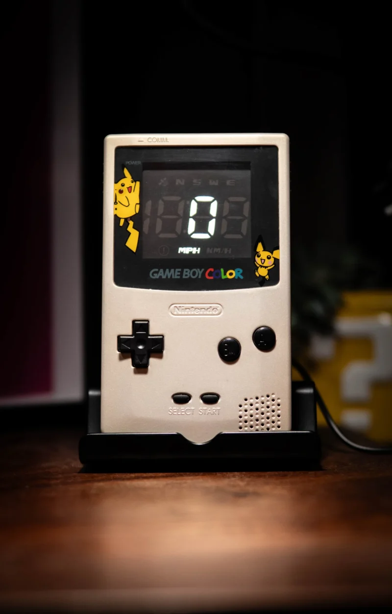 Gold Gameboy Color GPS Speedometer - Image 3